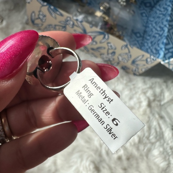 Amethyst ring - Picture 2 of 2